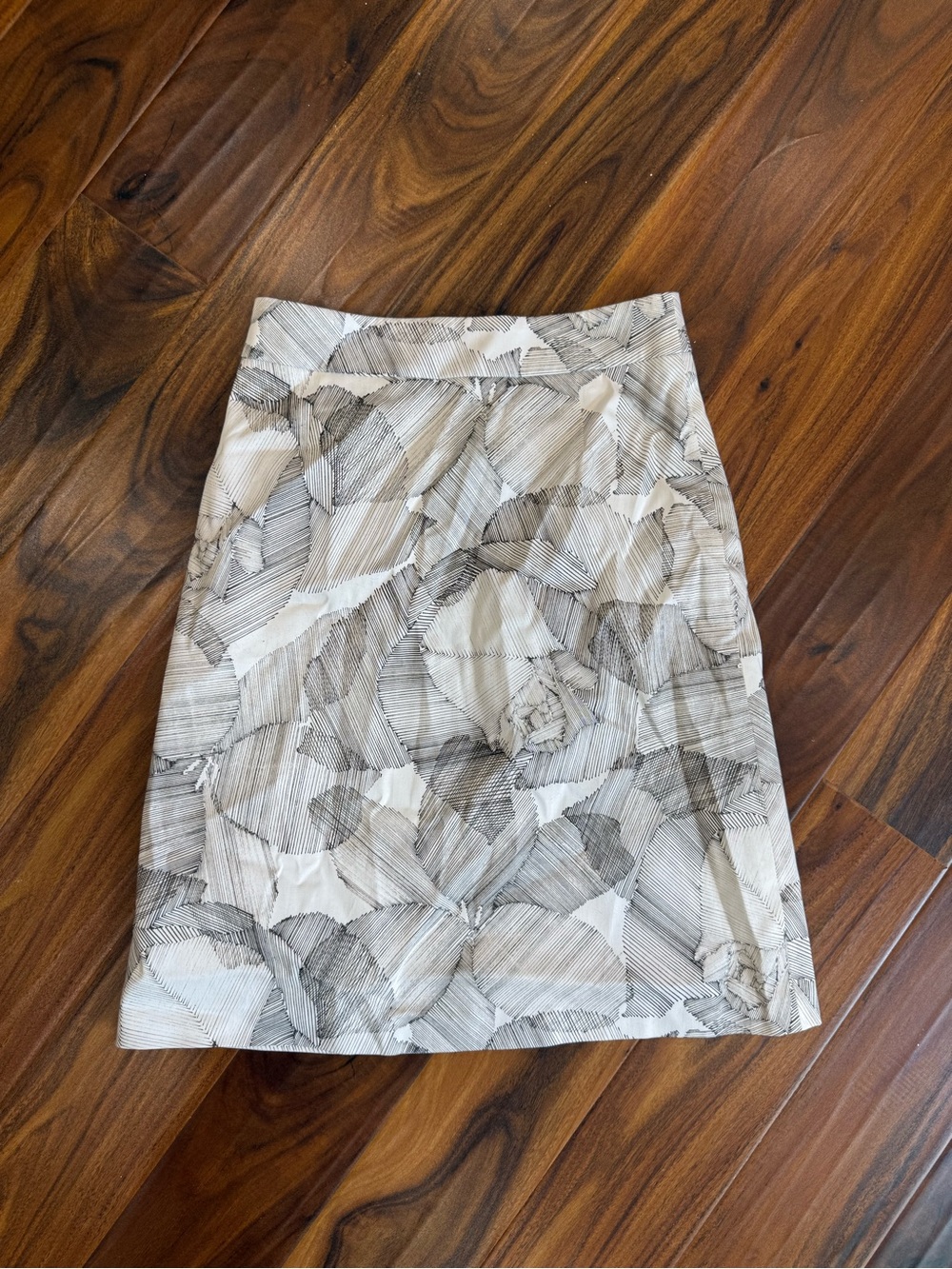 Boss Neutral-Tone Pencil Skirt with Abstract Leaf Print